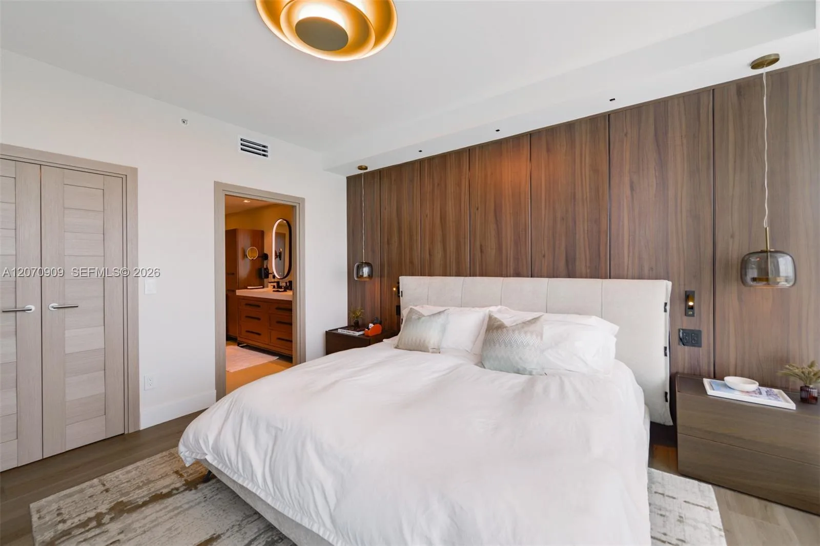 888 Biscayne Blvd # 1509, Miami, FL 33132 photo 12