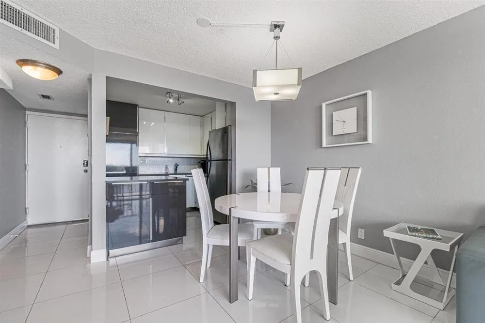 1830 Embassy Drive # 613, West Palm Beach, FL 33401 photo 6