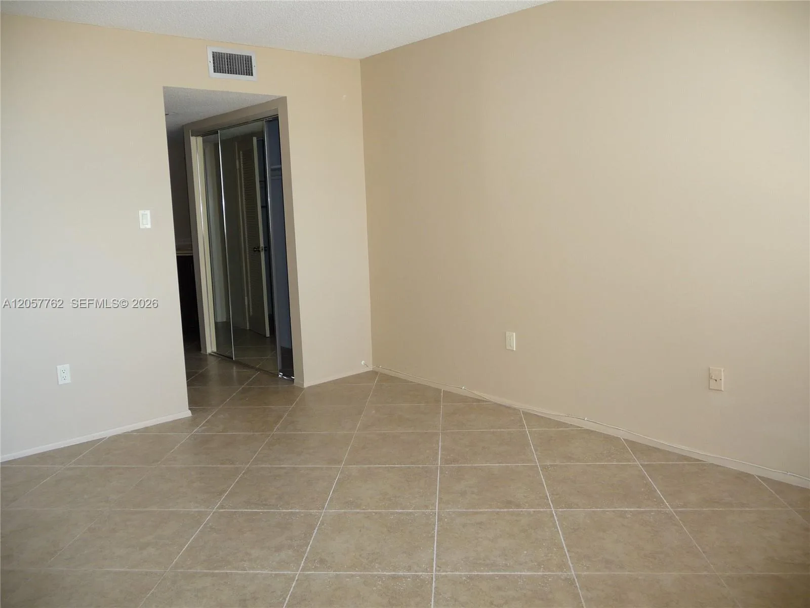 18071 Biscayne Blvd # 603, Aventura, FL 33160 photo 12