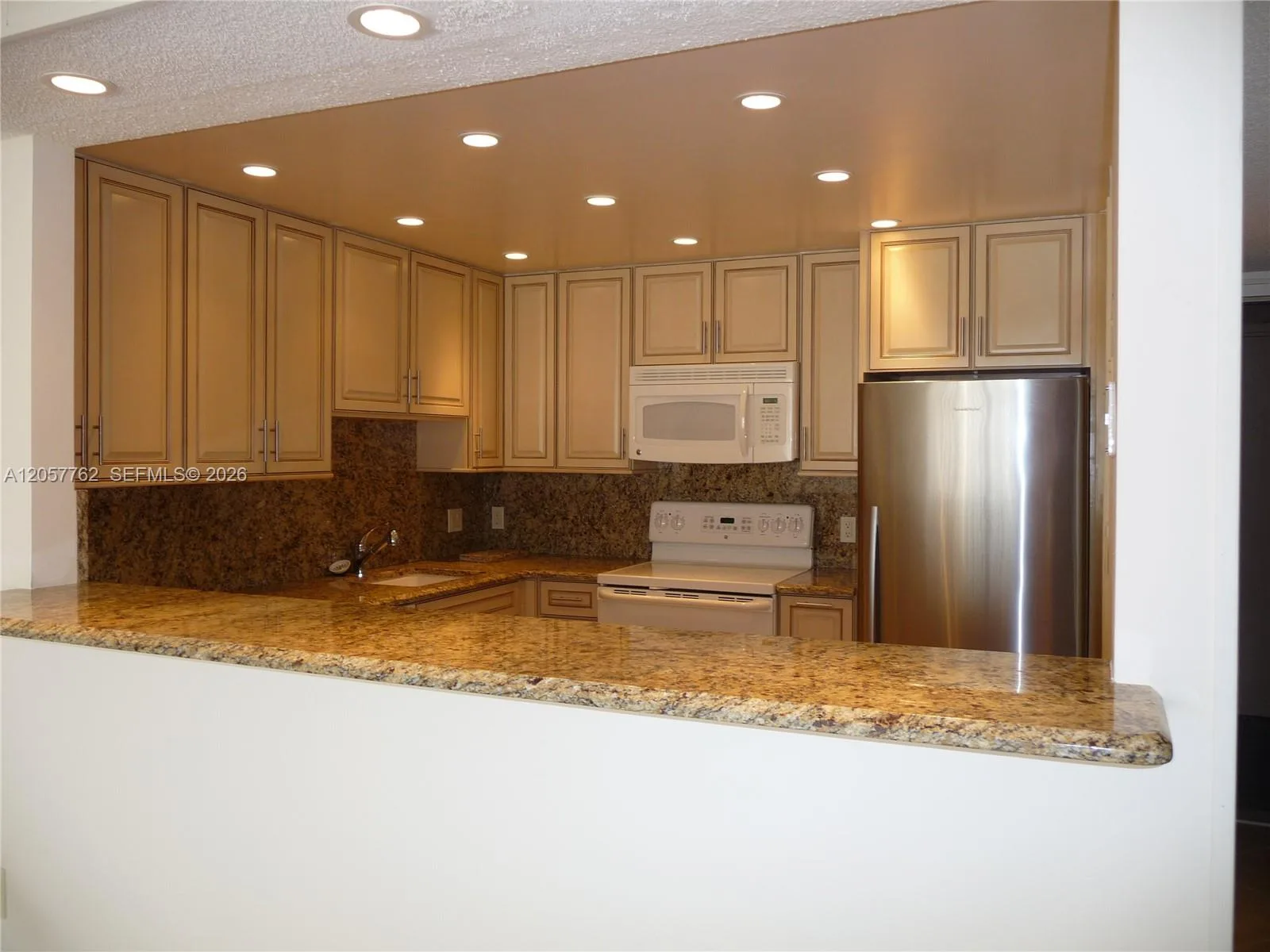 18071 Biscayne Blvd # 603, Aventura, FL 33160 photo 5