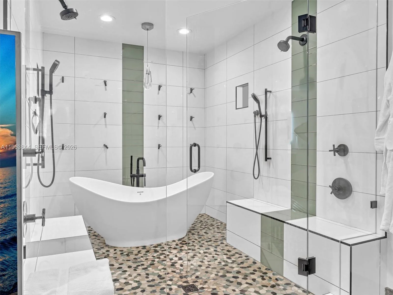 840 S Southlake Dr, Hollywood, FL 33019 photo 12