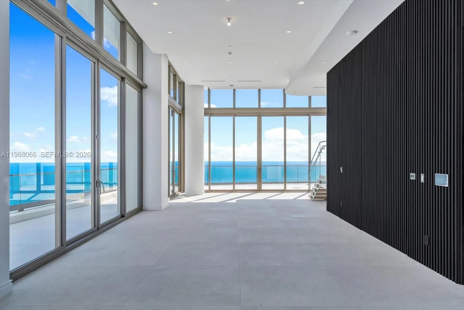 17901 Collins Ave # PH-01, Sunny Isles Beach, FL 33160