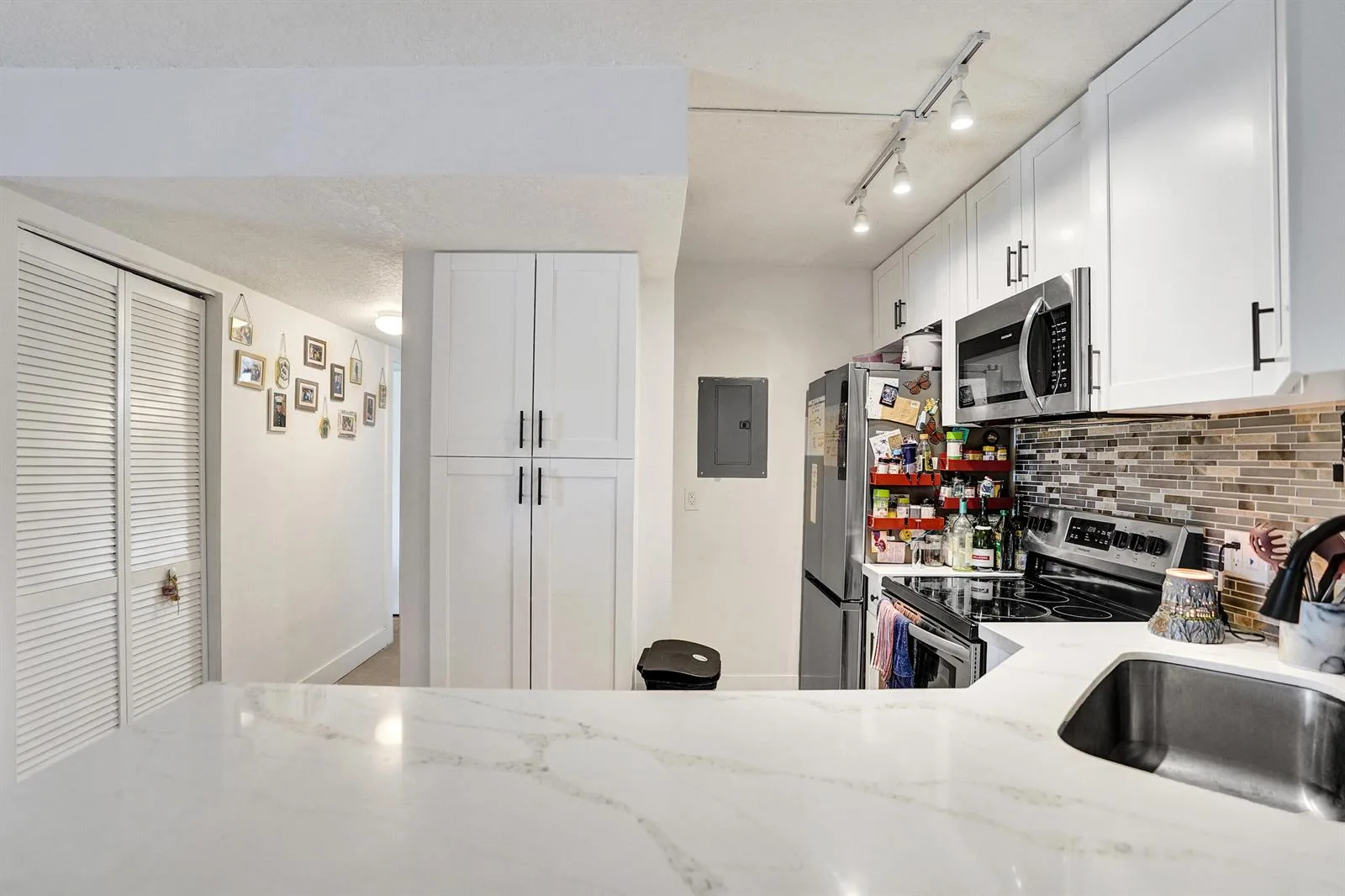 629 Sea Pine Way # A1, FL 33415 photo 9