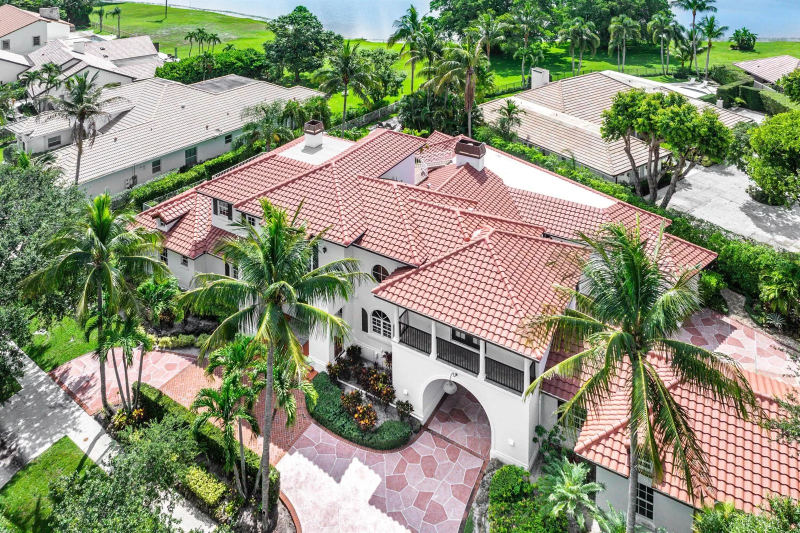 2 FIRESTONE Circle, West Palm Beach, FL 33401 photo 2