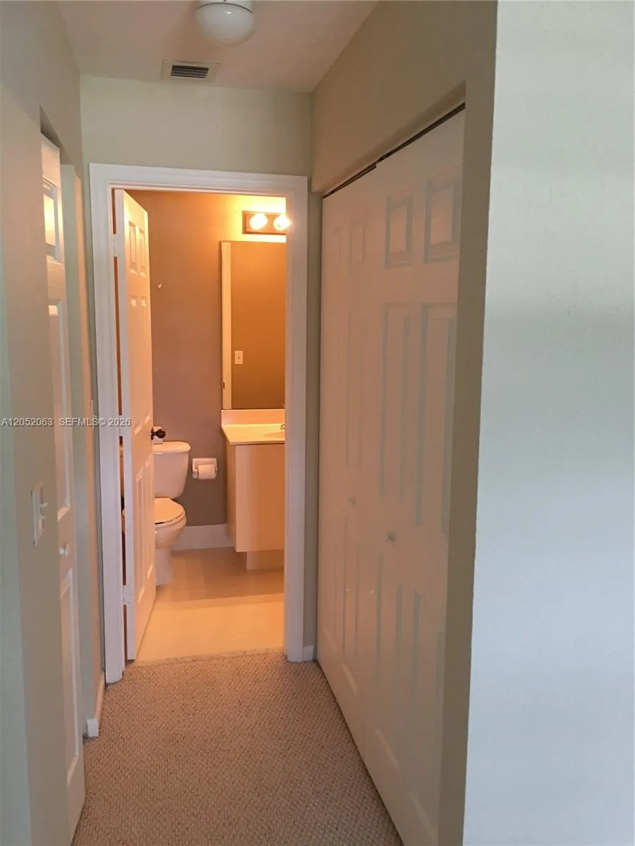 4258 Vineyard Cir, Weston, FL 33332 photo 10