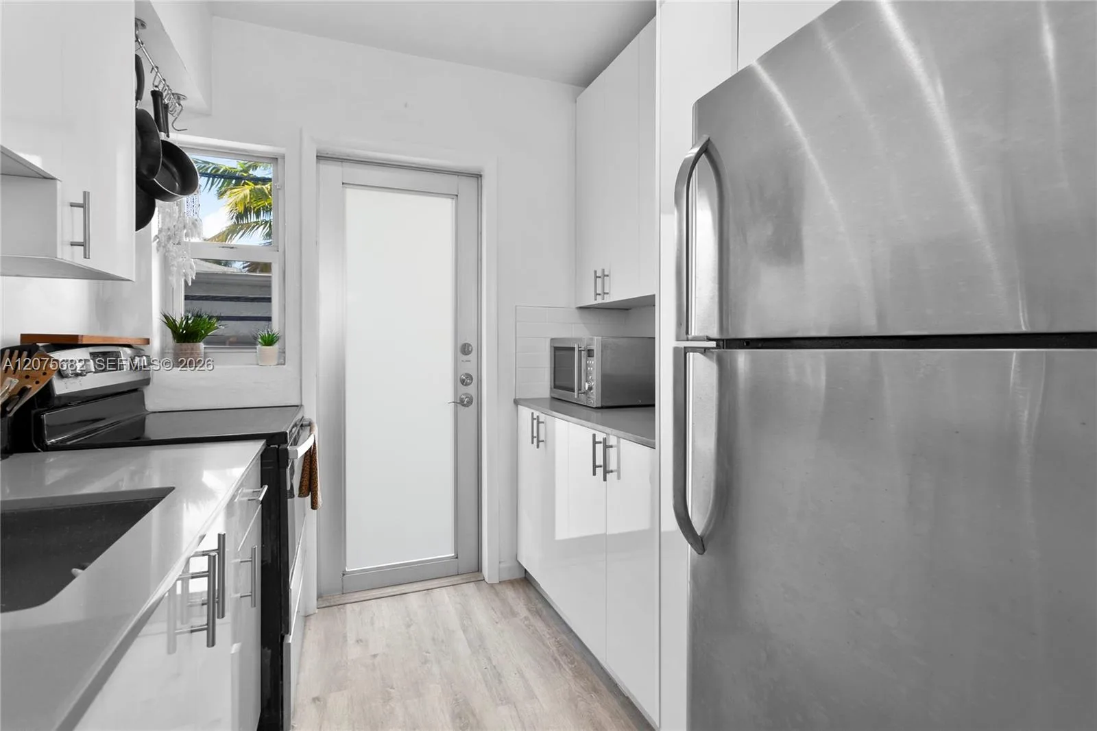 641 Espanola Way # 24, Miami Beach, FL 33139 photo 12