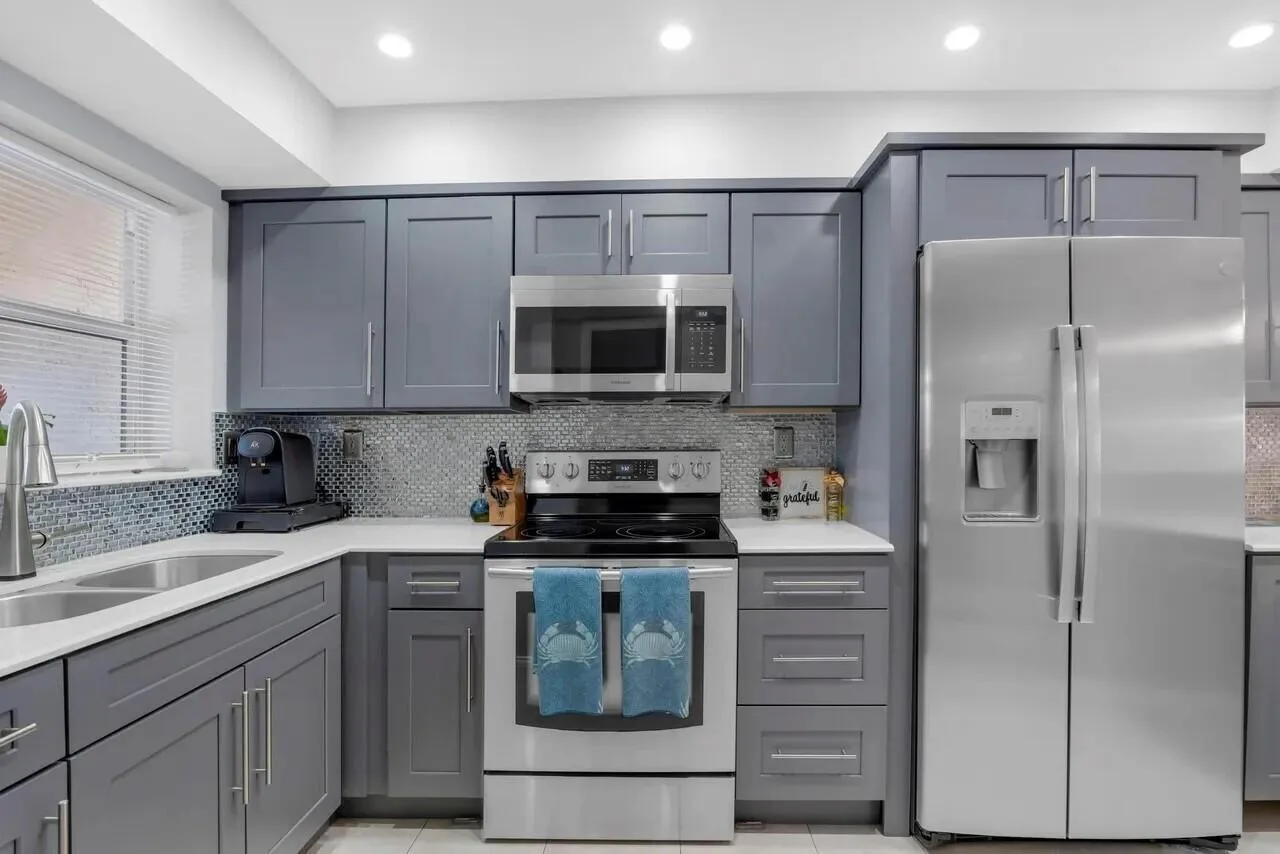 1839 SE 4th Street, Pompano Beach, FL 33060
