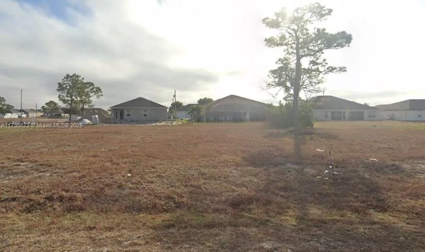 2813 NW 21 Ave, Cape Coral, FL 33993 photo 3