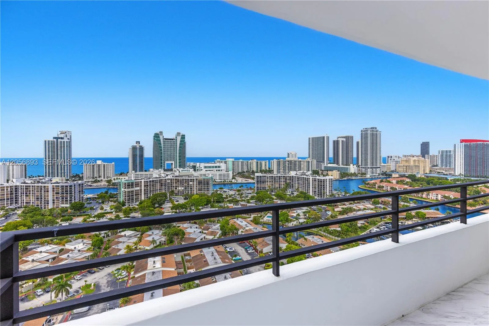 2500 PARKVIEW DR # 2405, Hallandale Beach, FL 33009 photo 11