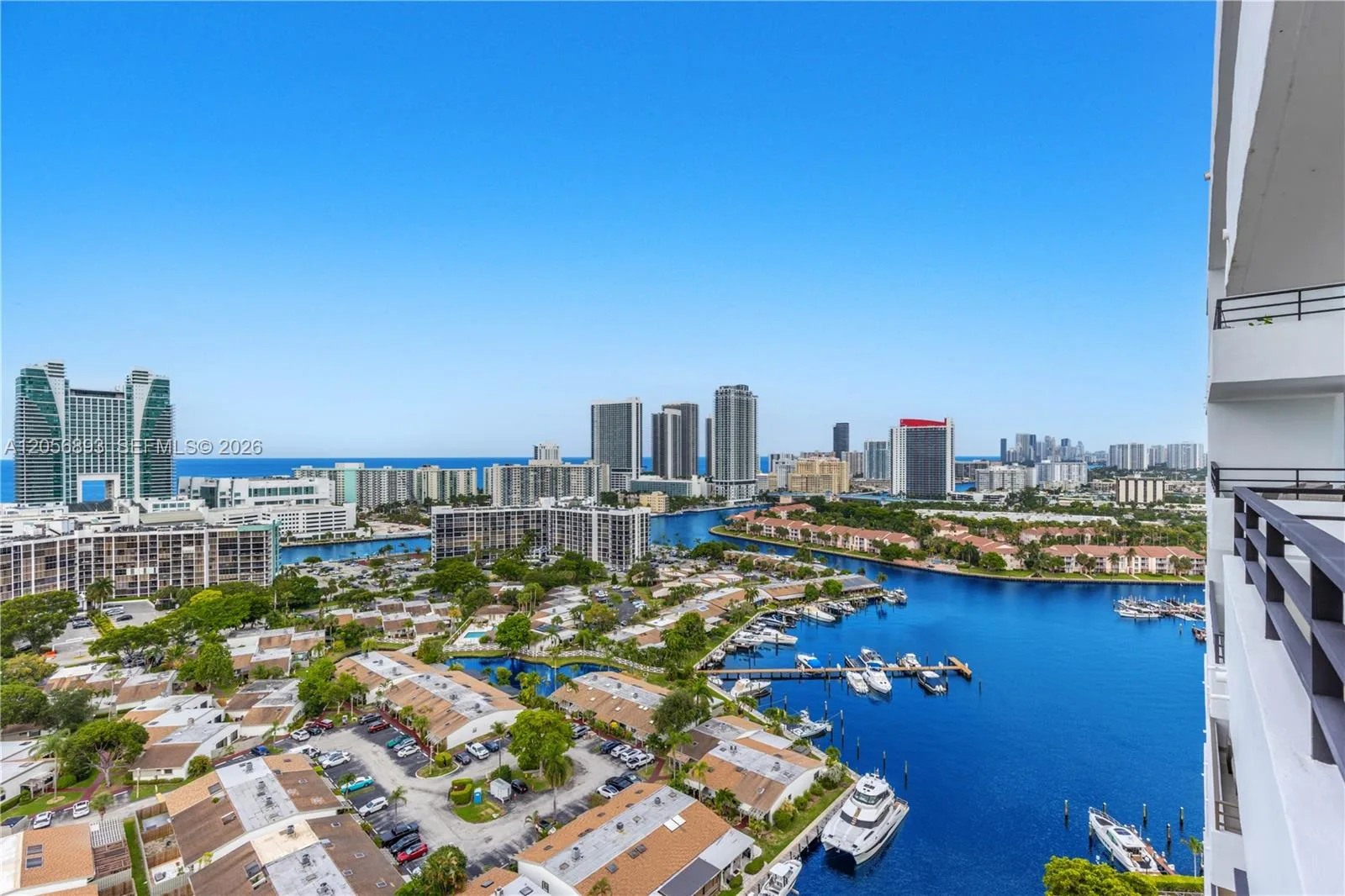 2500 PARKVIEW DR # 2405, Hallandale Beach, FL 33009 photo 2