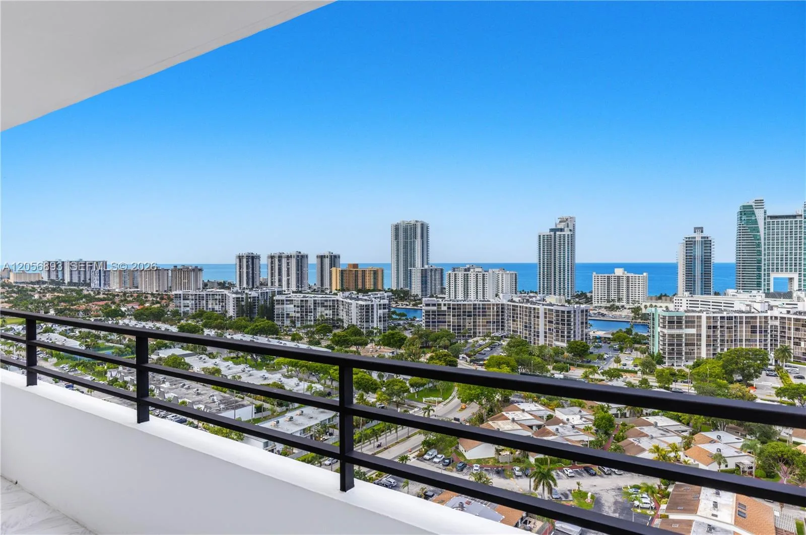 2500 PARKVIEW DR # 2405, Hallandale Beach, FL 33009 photo 5
