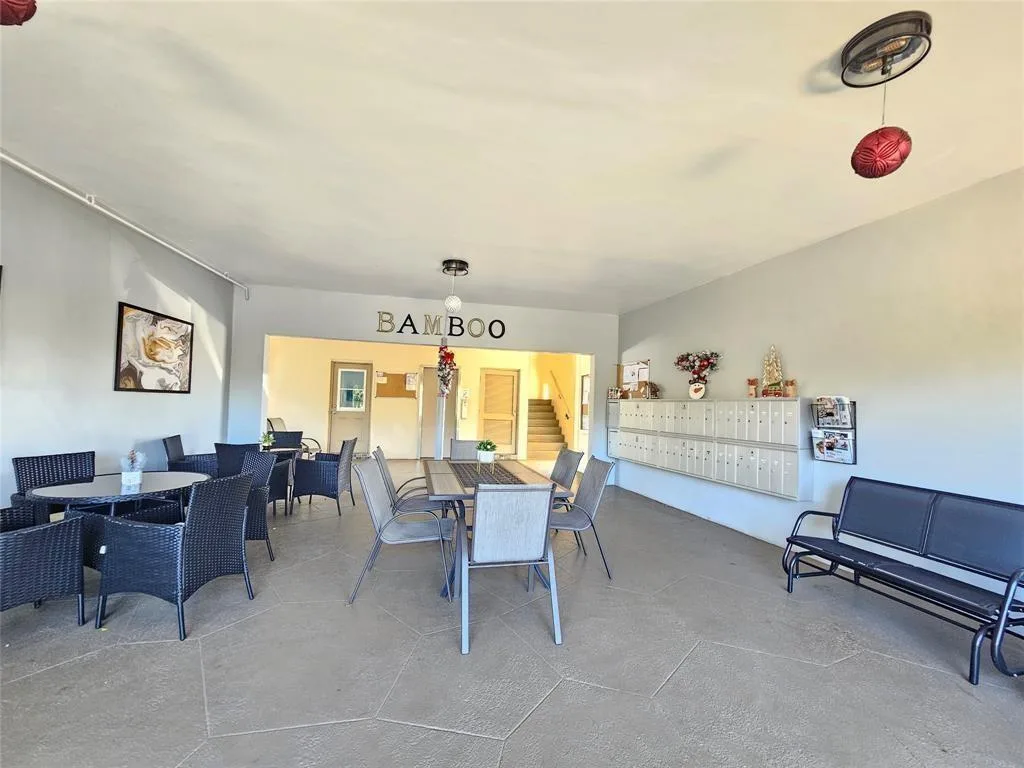3531 NW 50th Avenue # 610, Lauderdale Lakes, FL 33319