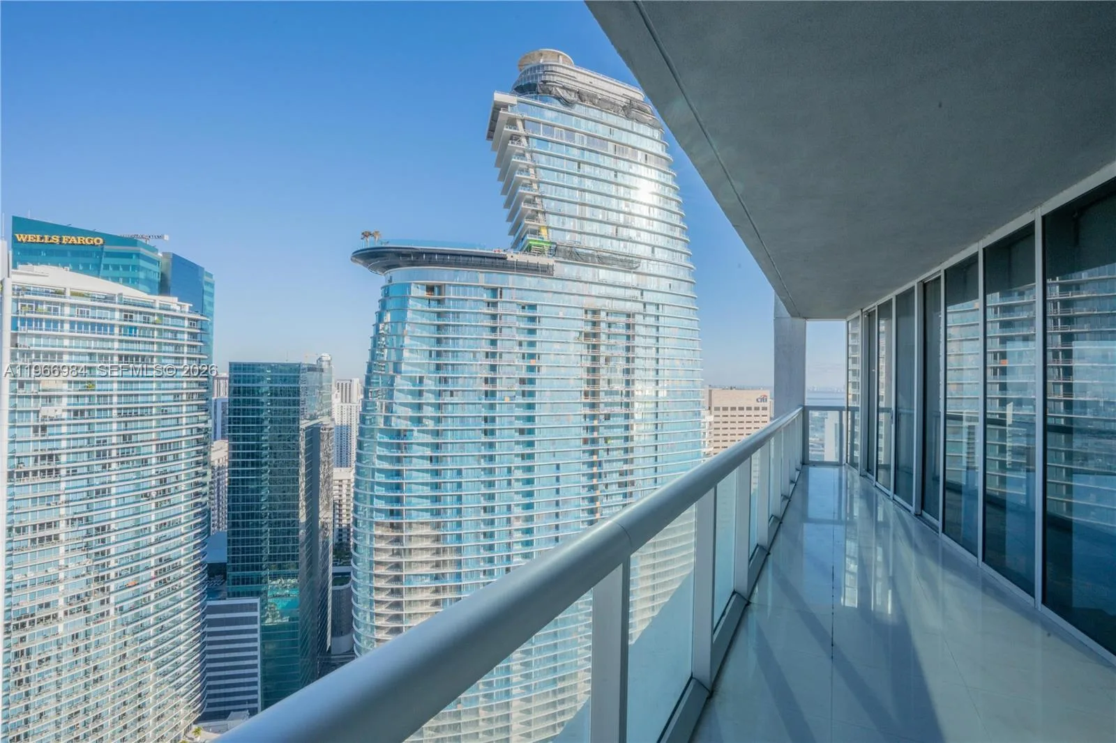 465 Brickell Ave # 4802, Miami, FL 33131 photo 2
