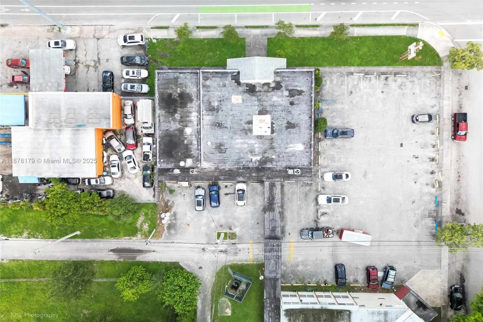 13242 NW 7th Ave, North Miami, FL 33168 photo 5