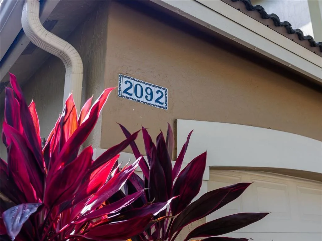 2092 PASA VERDE Lane # 2092, Weston, FL 33327