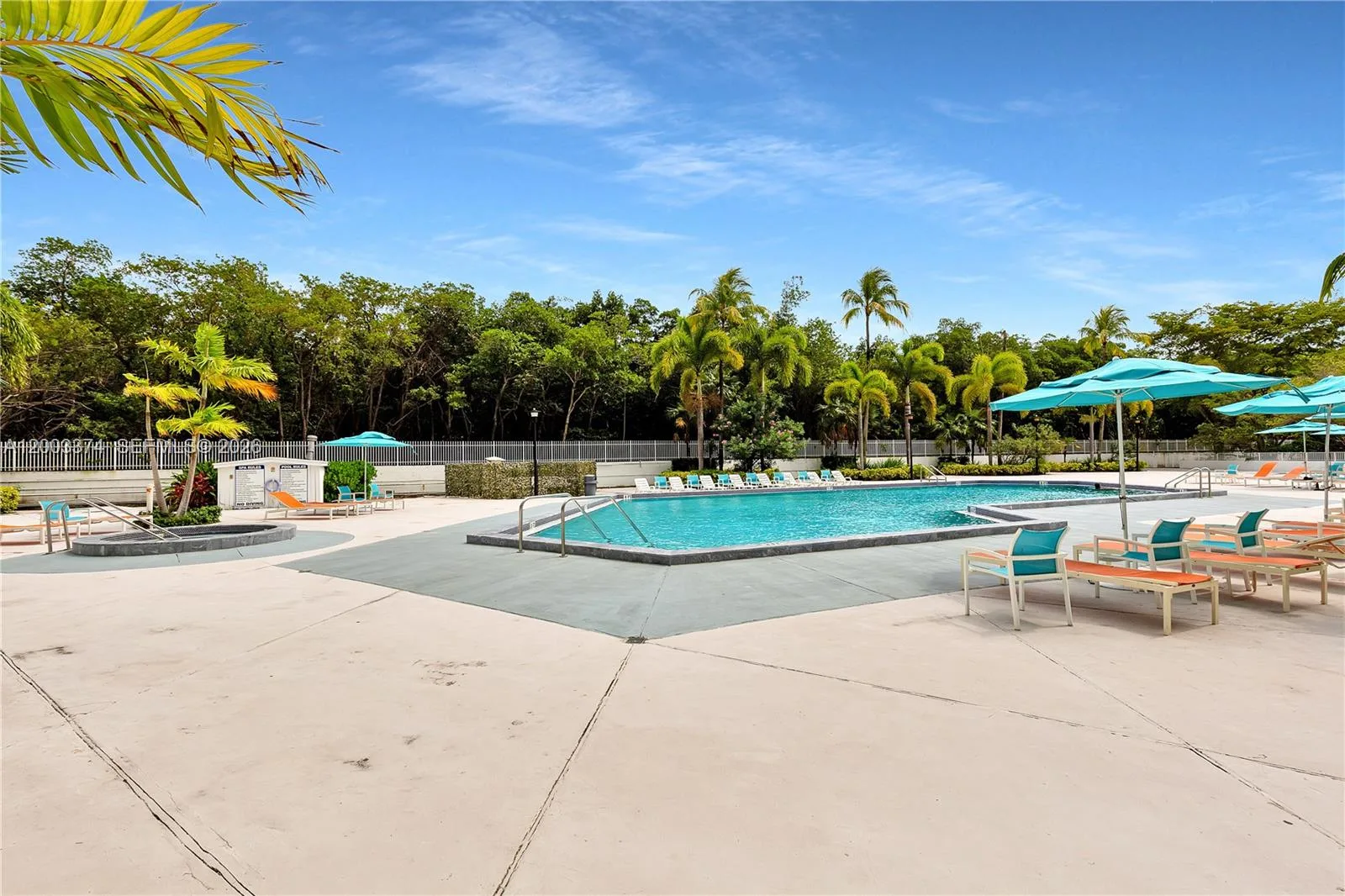 100 Bayview Dr # 1002, Sunny Isles Beach, FL 33160 photo 4