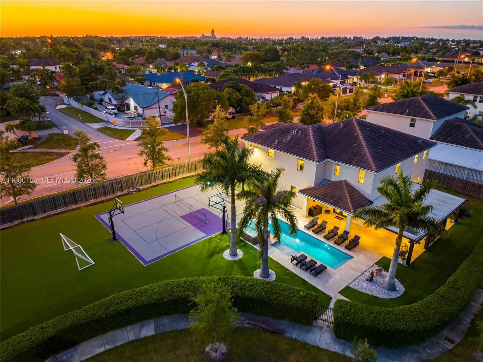 11 NW 122nd Ave, Miami, FL 33182
