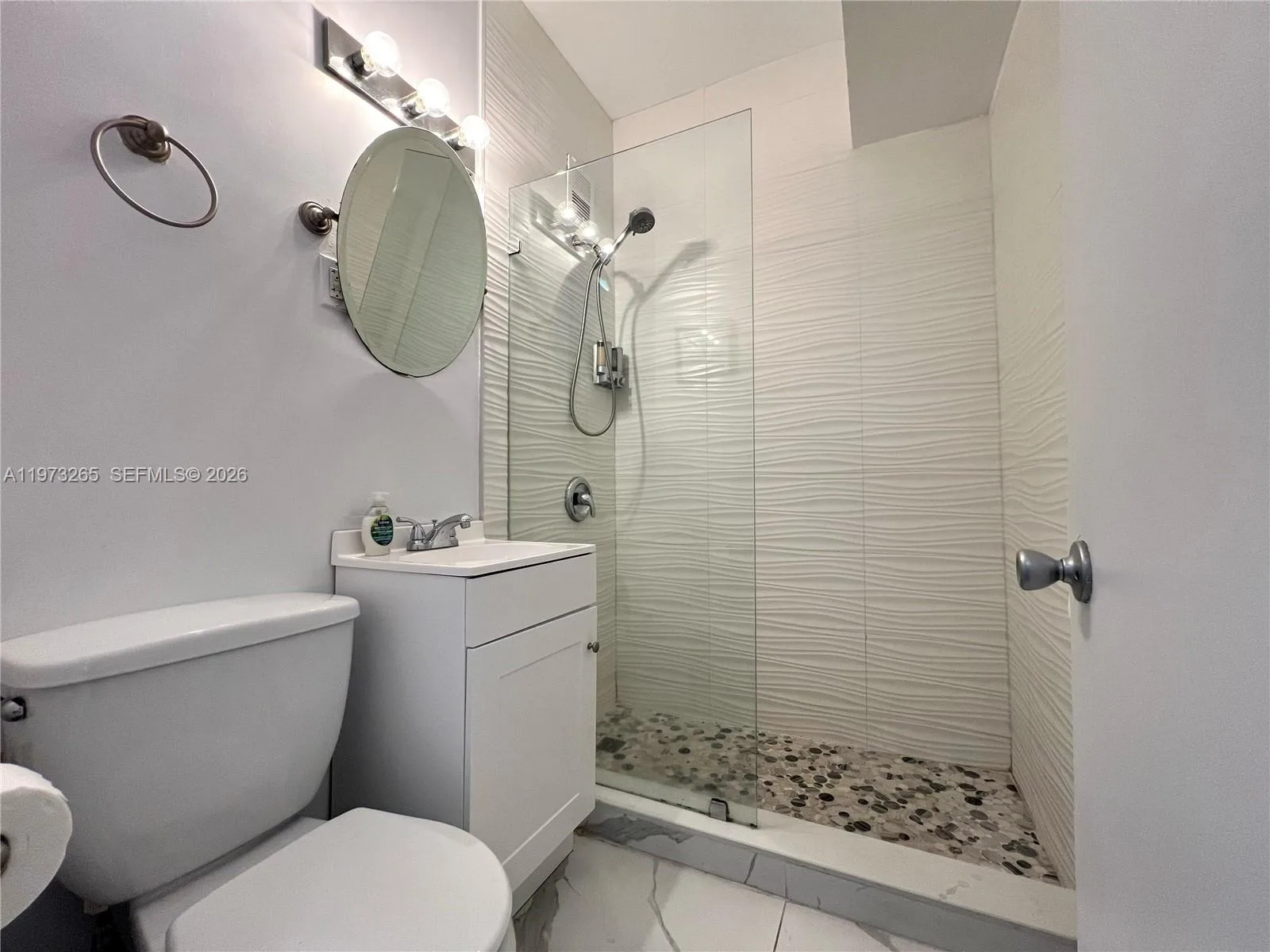1100 Collins Ave # 303, Miami Beach, FL 33139 photo 4