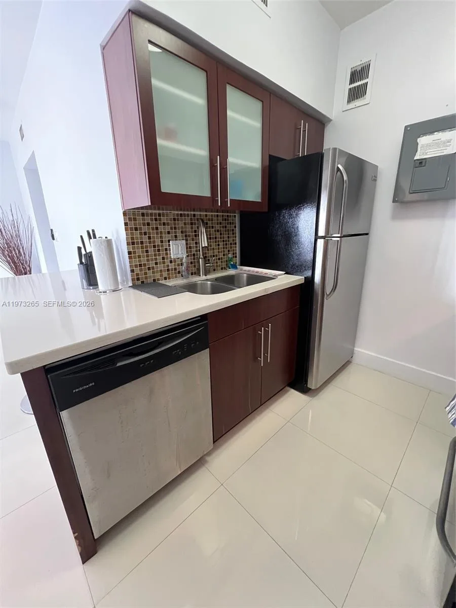 1100 Collins Ave # 303, Miami Beach, FL 33139 photo 8