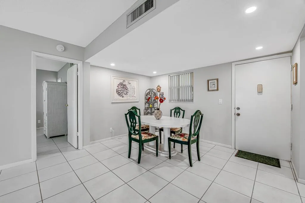 752 LORI Drive # 217, Palm Springs, FL 33461 photo 12
