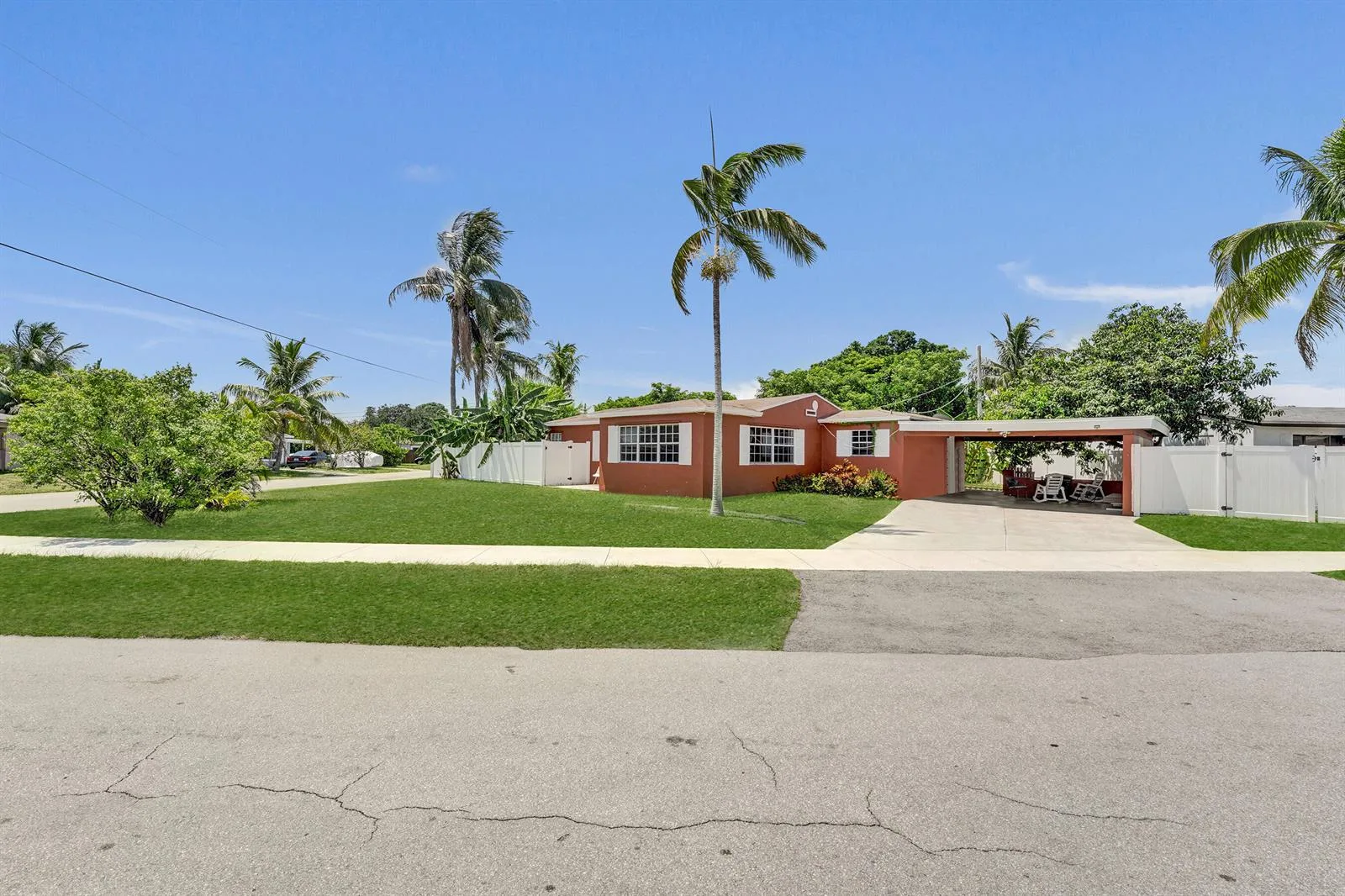 1302 S 23RD Avenue, Hollywood, FL 33020