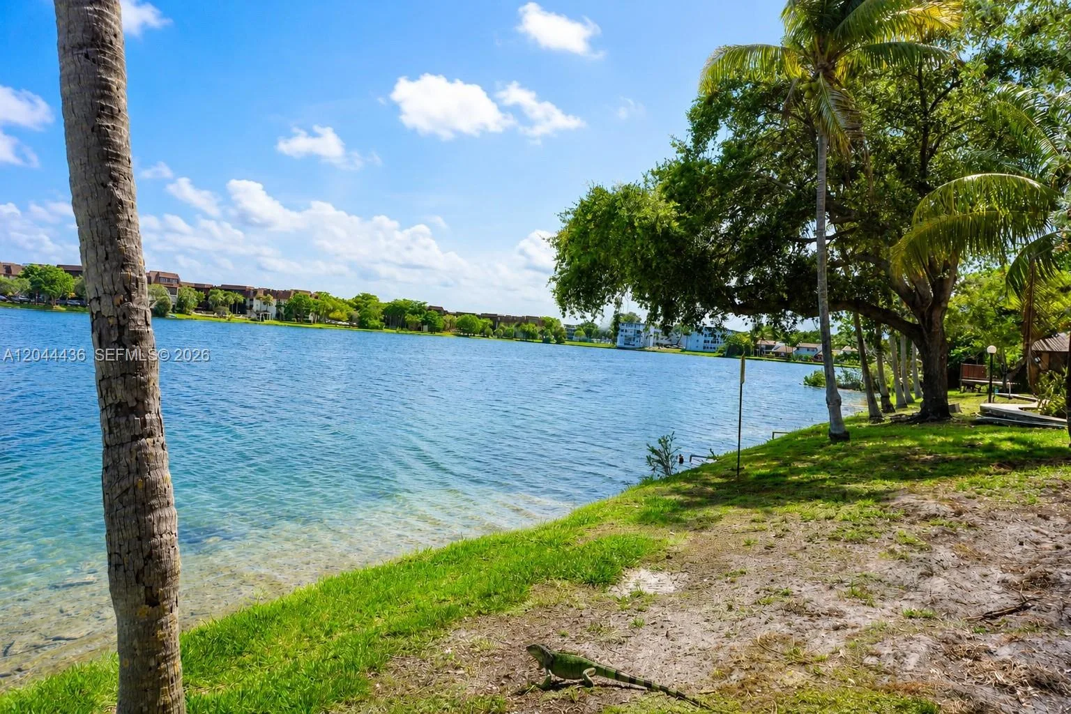 770 NE 199th St # 107F, Miami, FL 33179 photo 3