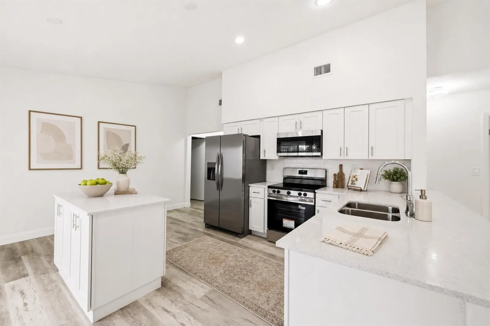905 NW 22nd Avenue, Delray Beach, FL 33445 photo 3