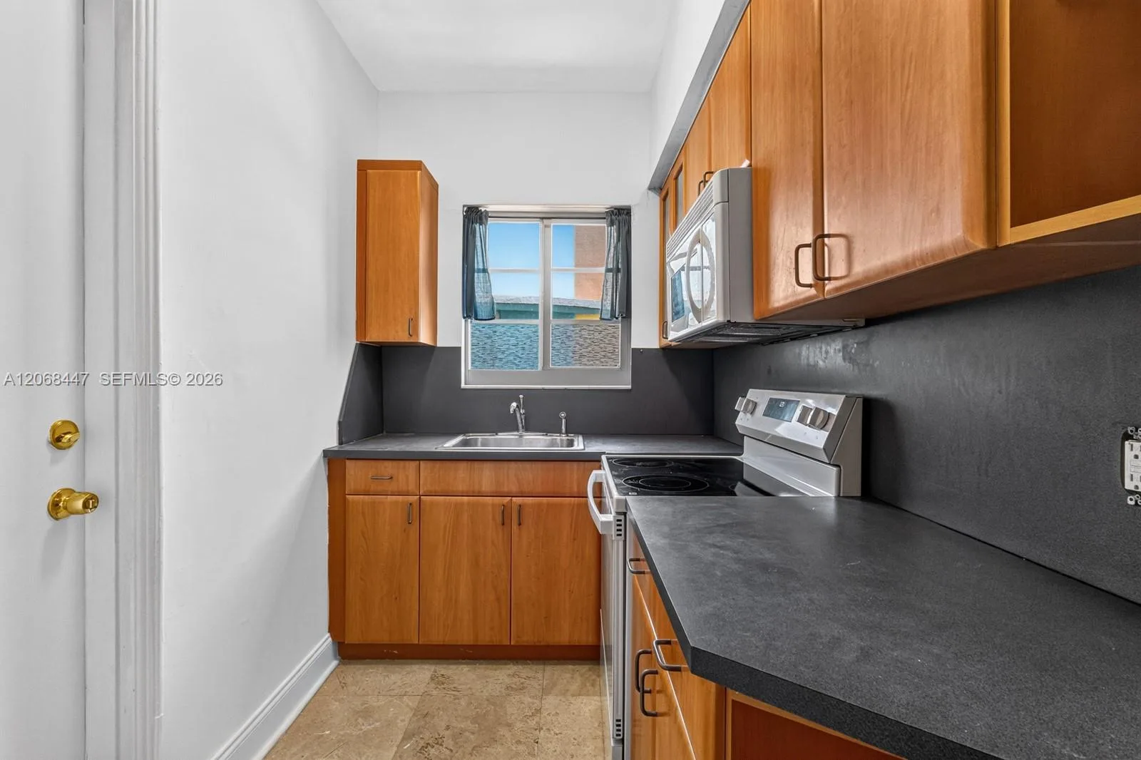 1341 Meridian Ave # 202, Miami Beach, FL 33139 photo 4