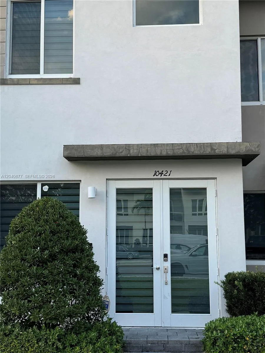 10421 NW 66th St # 10421, Doral, FL 33178