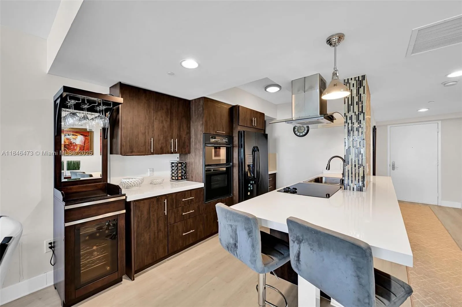 1850 S Ocean Dr # 1907, Hallandale Beach, FL 33009 photo 12