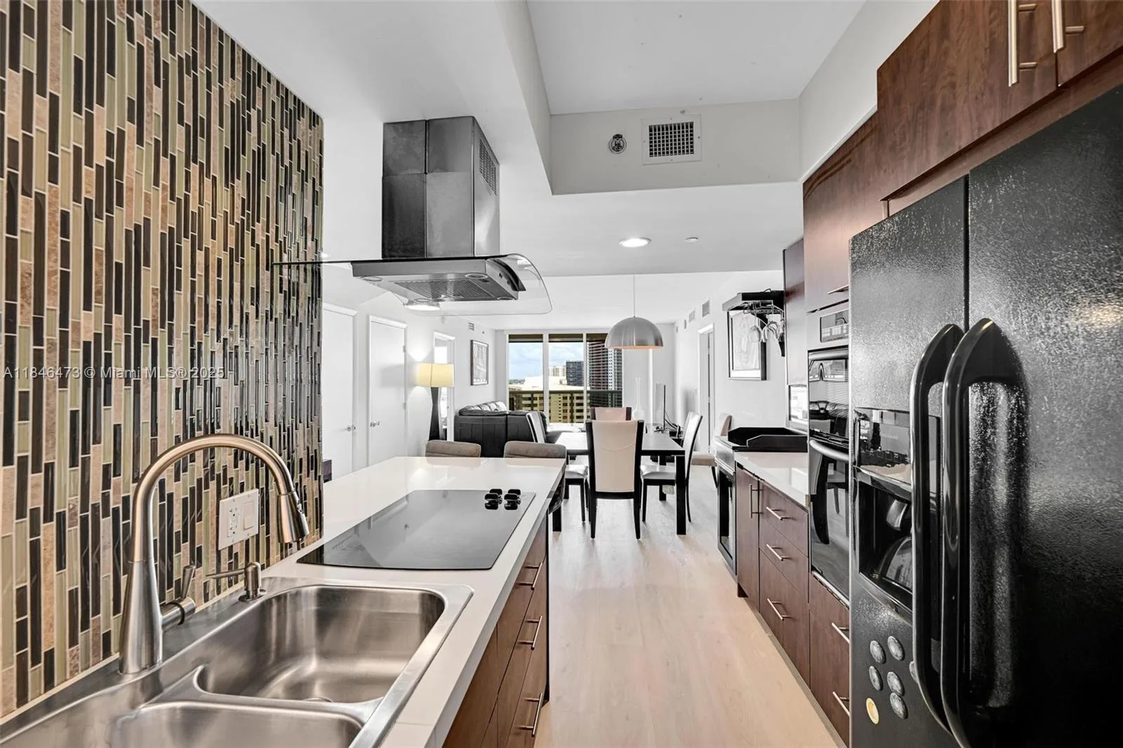 1850 S Ocean Dr # 1907, Hallandale Beach, FL 33009 photo 3
