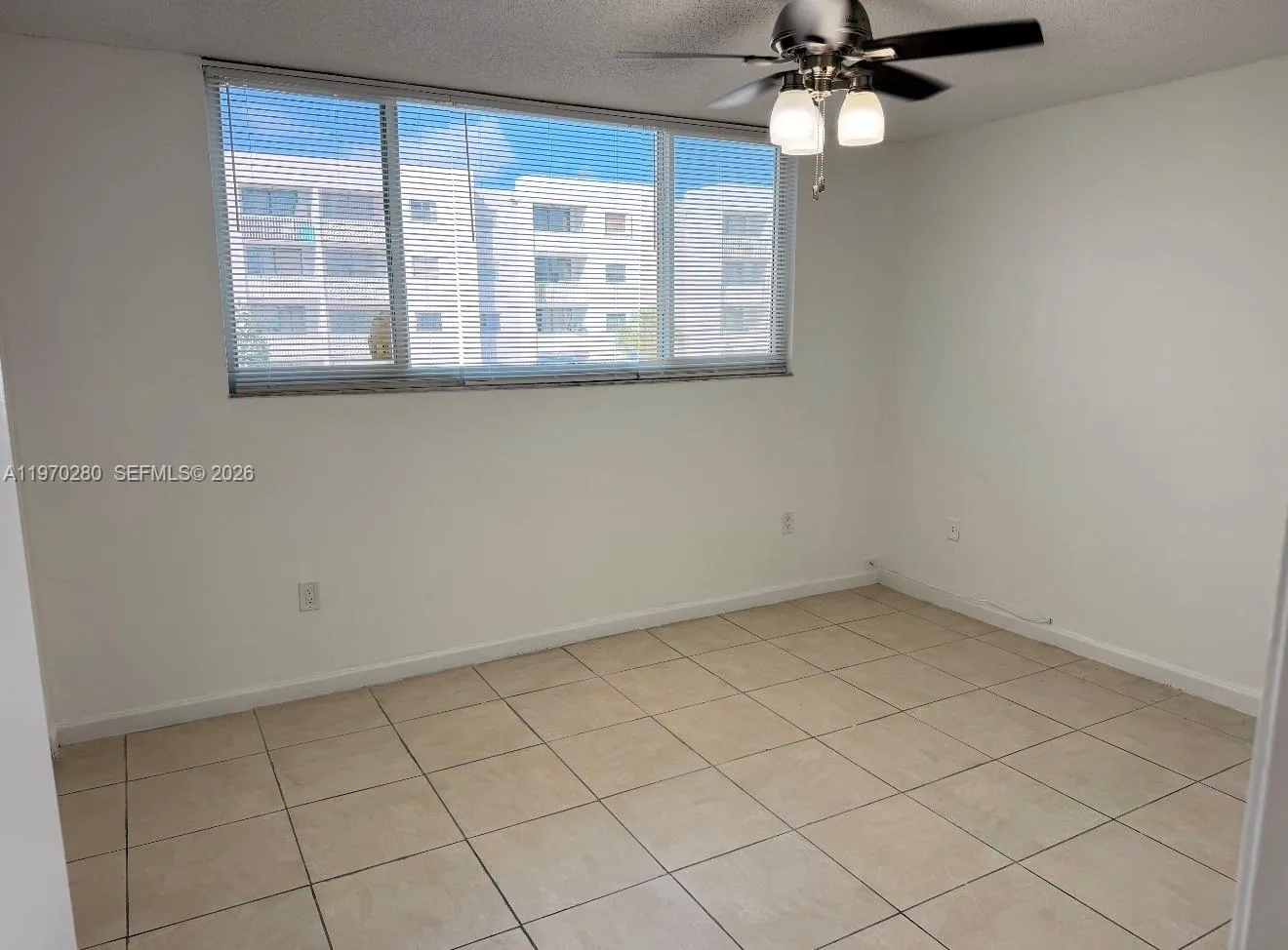 8050 NW 8th St # 1307, Miami, FL 33126 photo 11