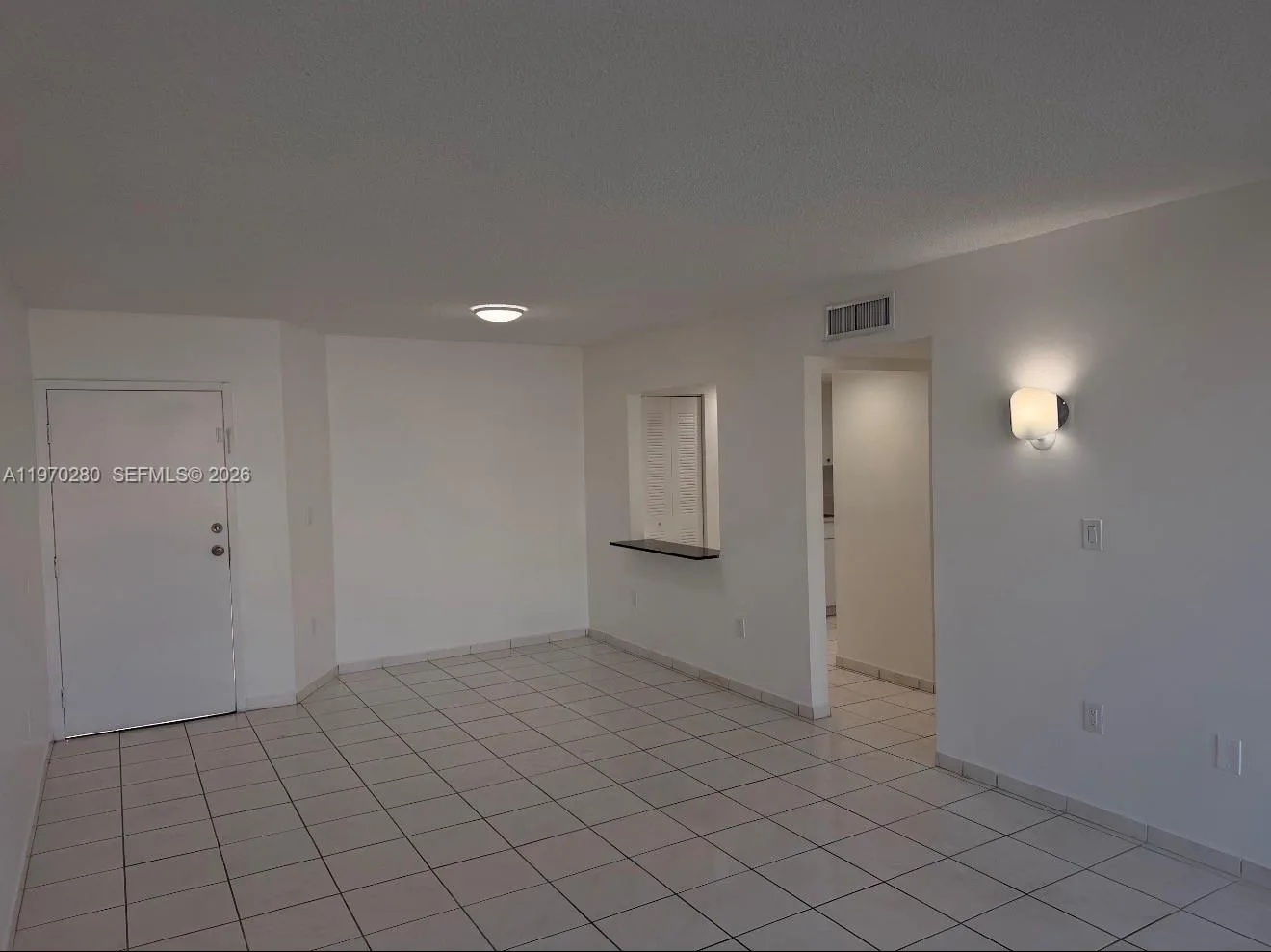 8050 NW 8th St # 1307, Miami, FL 33126 photo 4