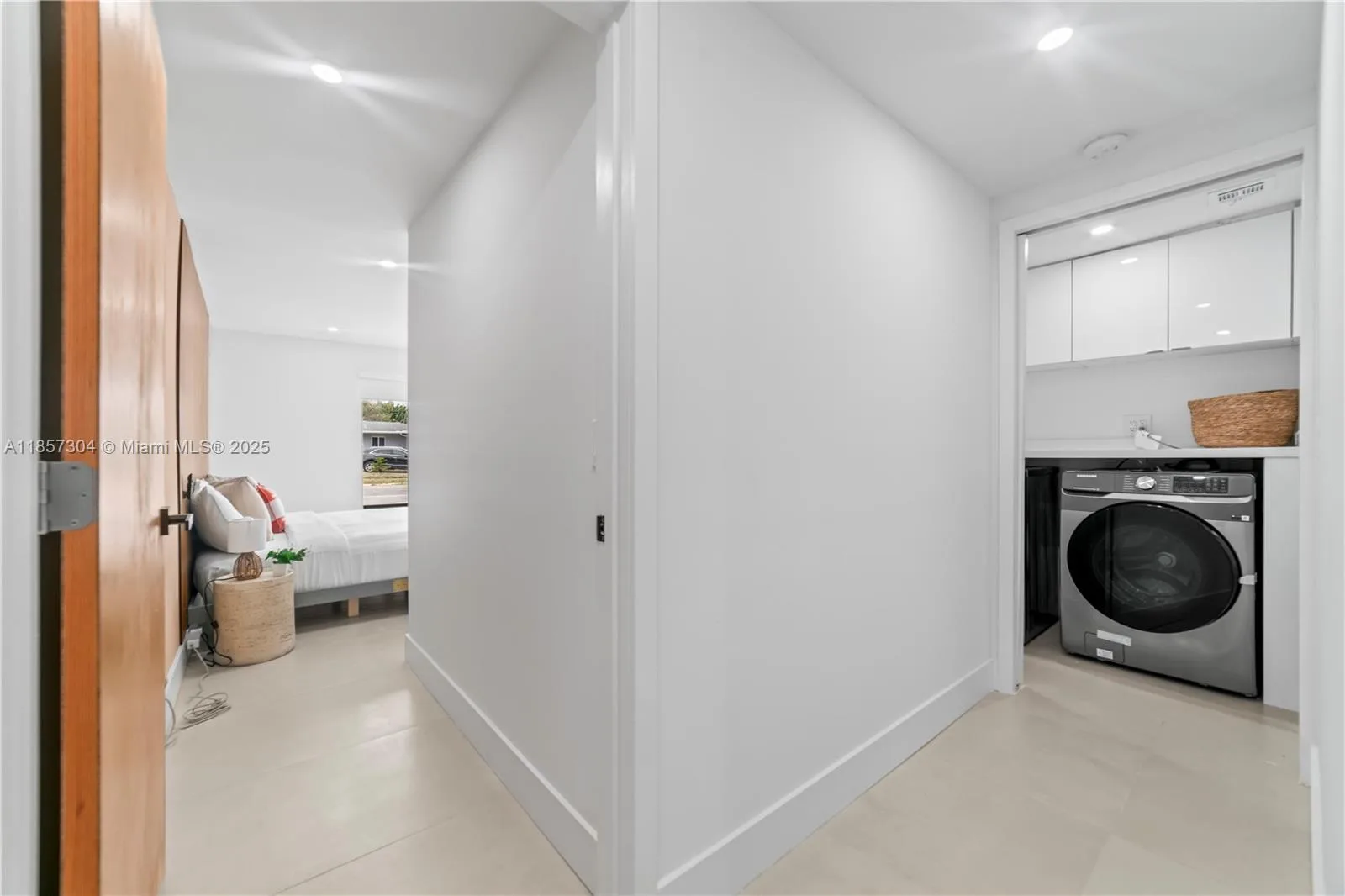 209 N 31st Ave # 1, Hollywood, FL 33021 photo 10