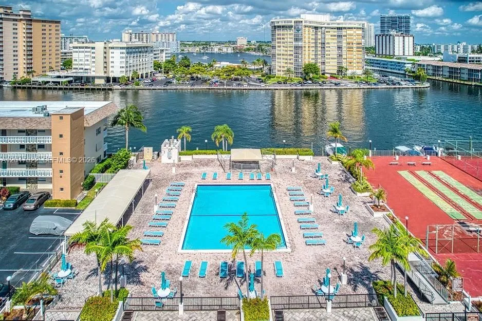 1865 S Ocean Dr # 15C, Hallandale Beach, FL 33009 photo 3