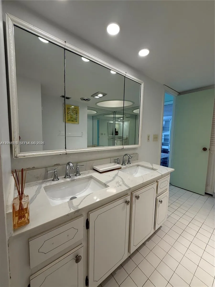 1865 S Ocean Dr # 15C, Hallandale Beach, FL 33009 photo 9