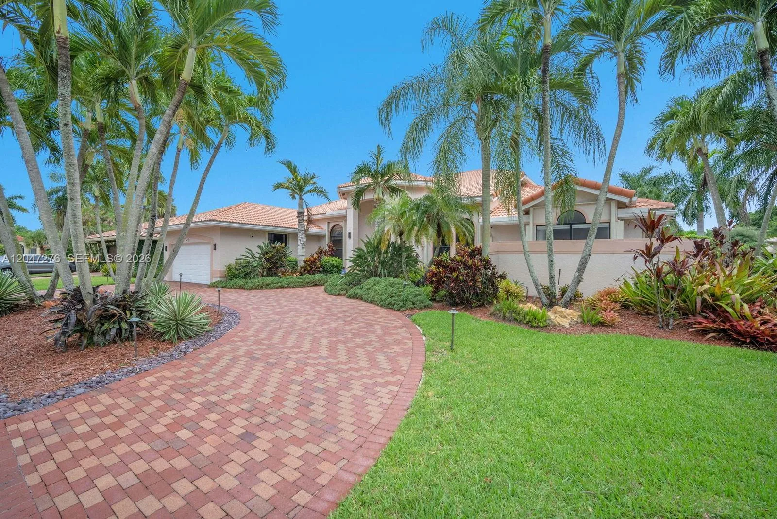 392 Coconut Cir, Weston, FL 33326 photo 7