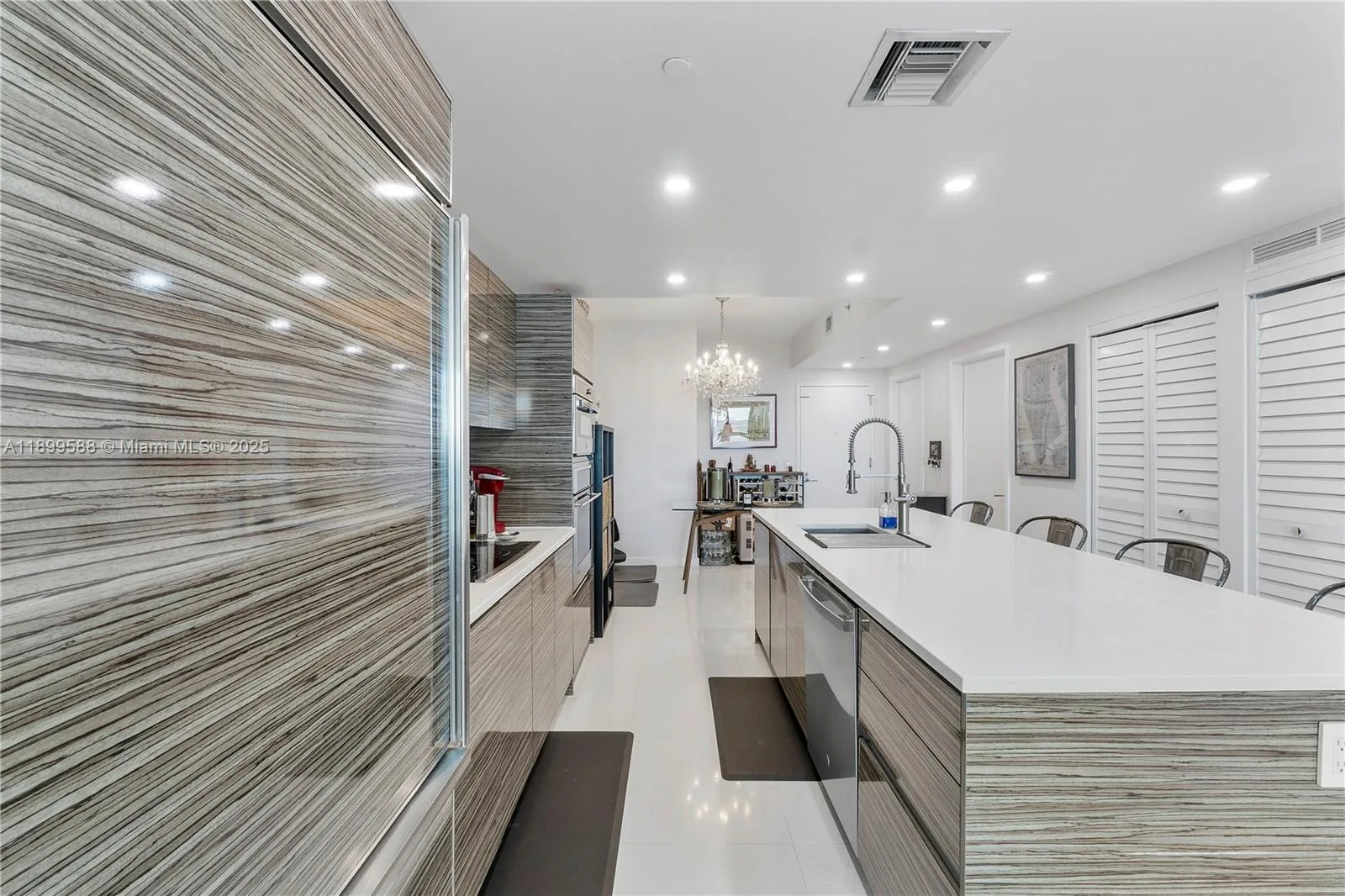 460 NE 28th St # 2103, Miami, FL 33137 photo 13