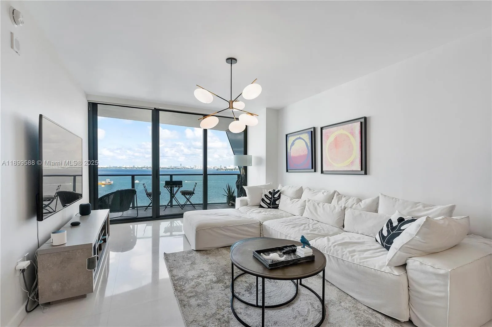 460 NE 28th St # 2103, Miami, FL 33137 photo 3