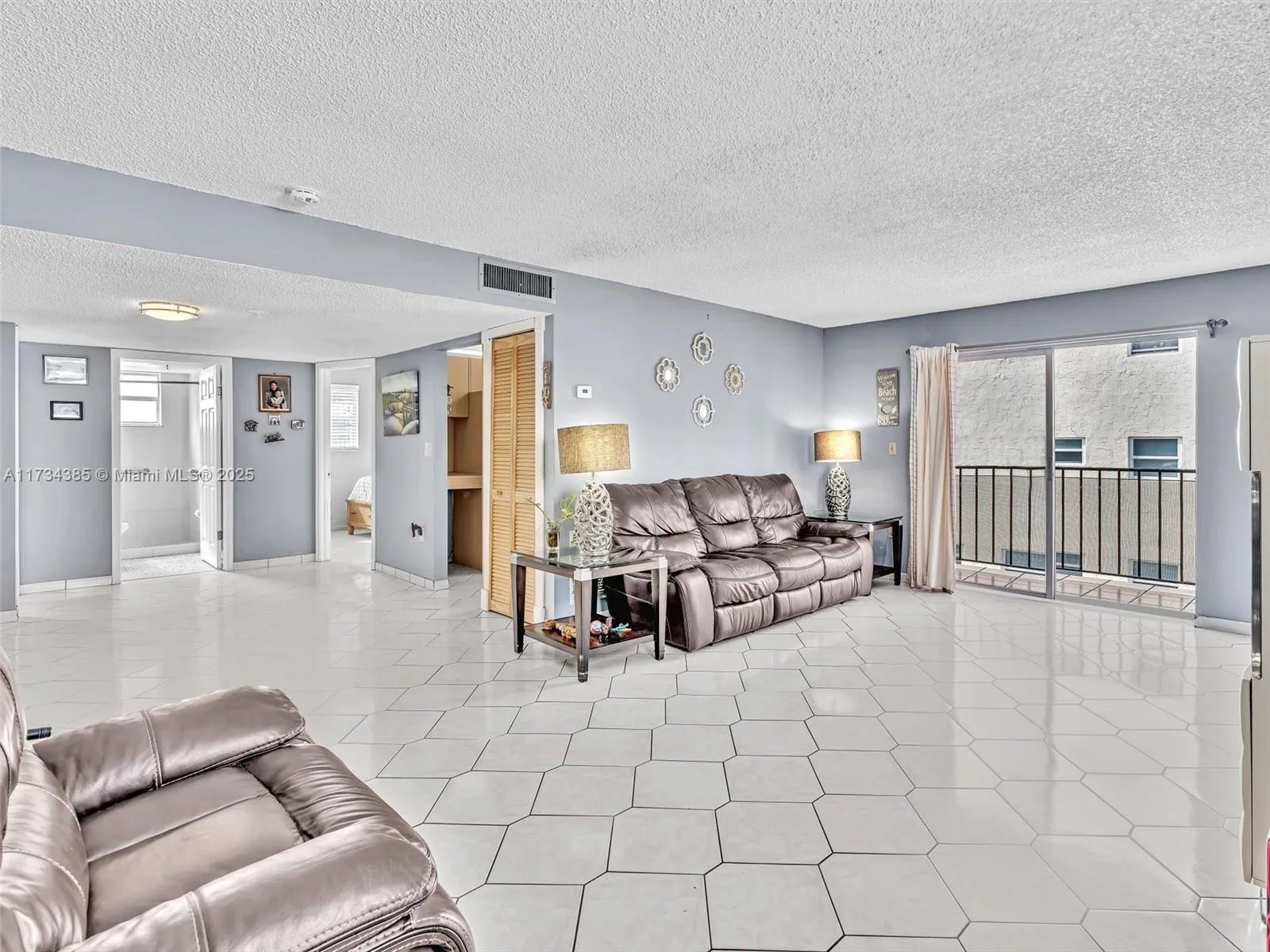 1236 Alton Rd # 404, Miami Beach, FL 33139