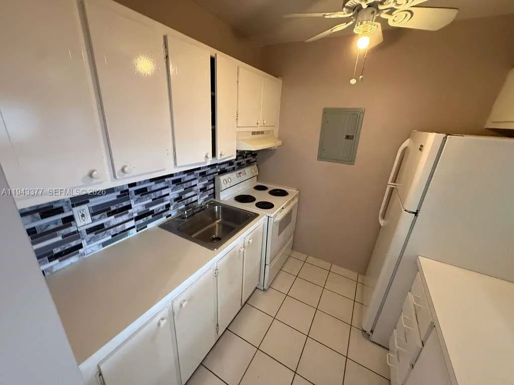 2916 Funston St # 53A, Hollywood, FL 33020 photo 5
