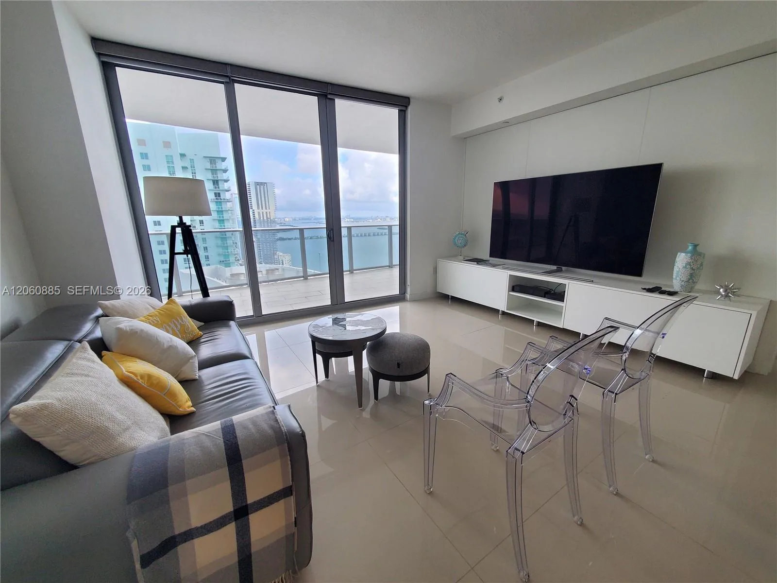 488 NE 18th St # 4611, Miami, FL 33132 photo 4