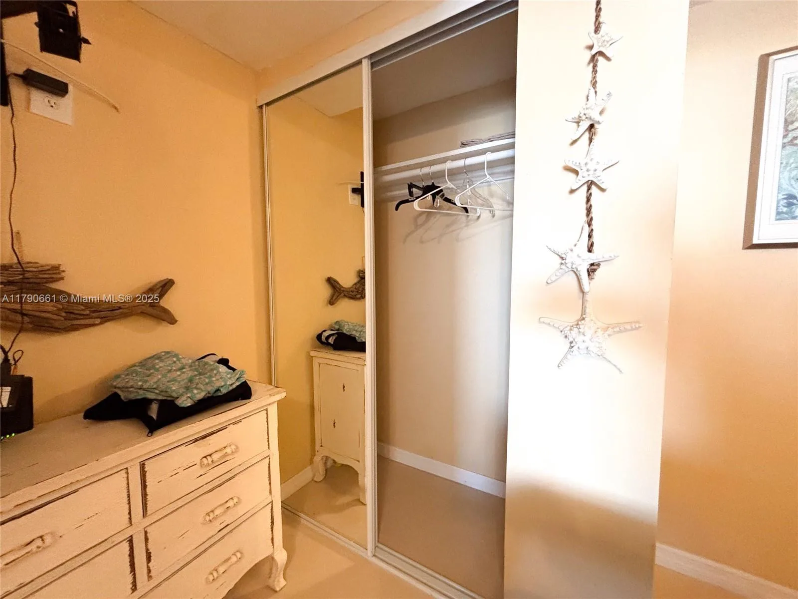 251 174th St # 2219, Sunny Isles Beach, FL 33160 photo 10