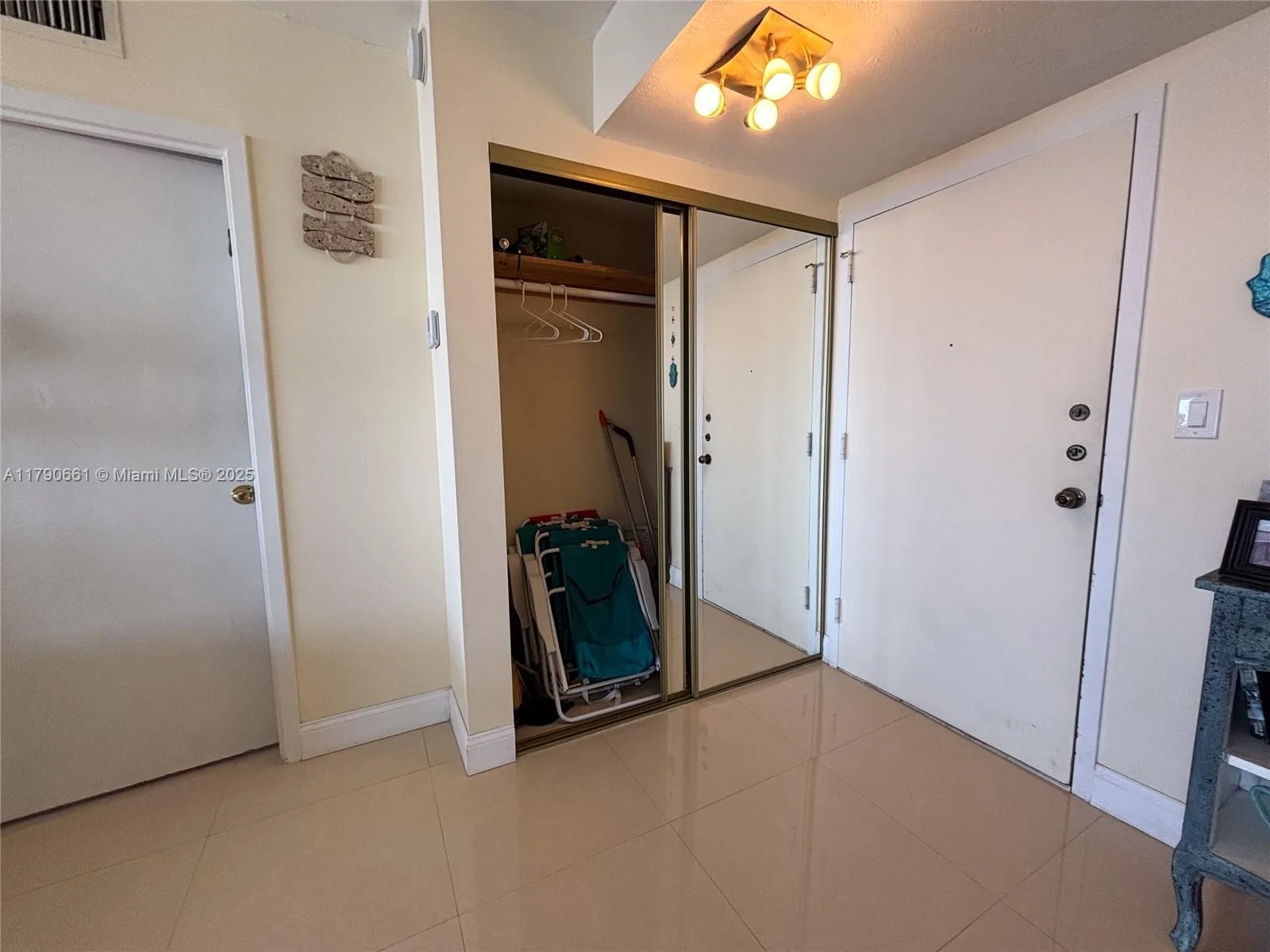 251 174th St # 2219, Sunny Isles Beach, FL 33160 photo 9
