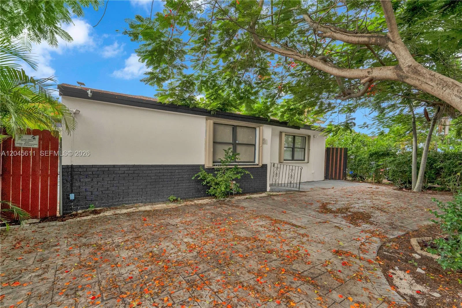 2827 Adams St, Hollywood, FL 33020