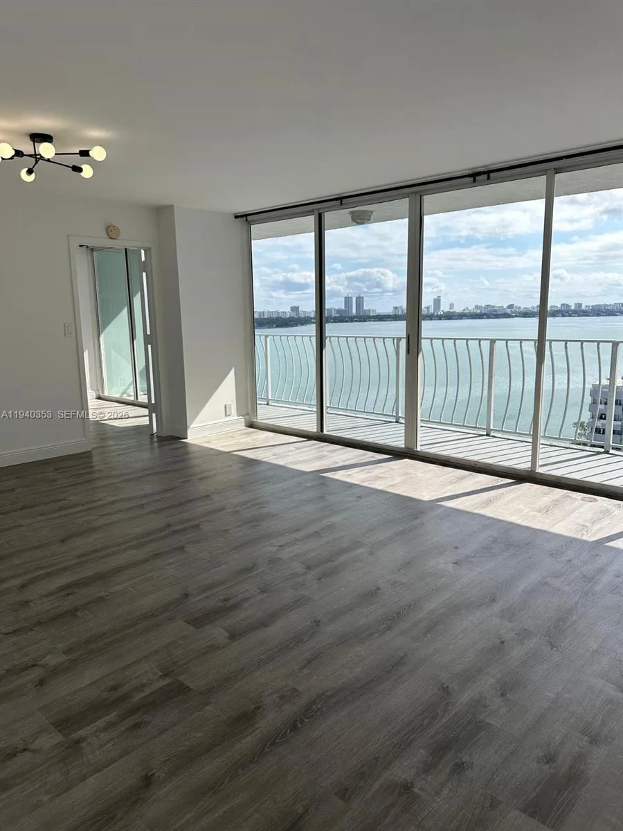 7601 E Treasure Dr # 1823, North Bay Village, FL 33141 photo 2