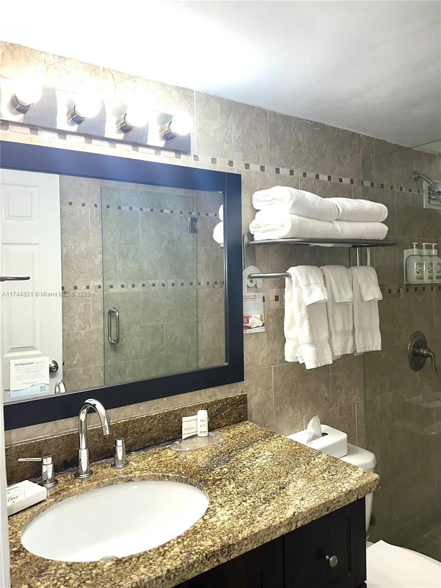 19201 Collins Ave # 435, Sunny Isles Beach, FL 33160 photo 11