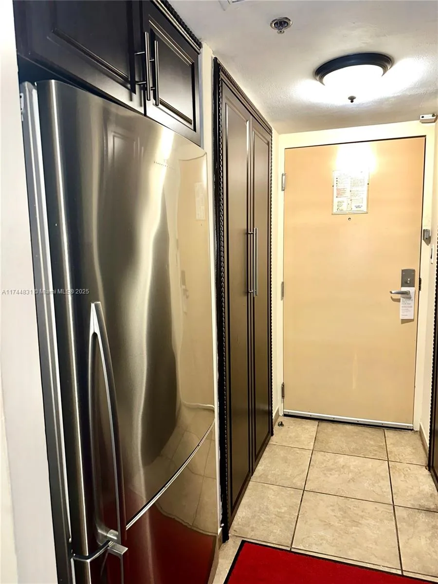 19201 Collins Ave # 435, Sunny Isles Beach, FL 33160 photo 4