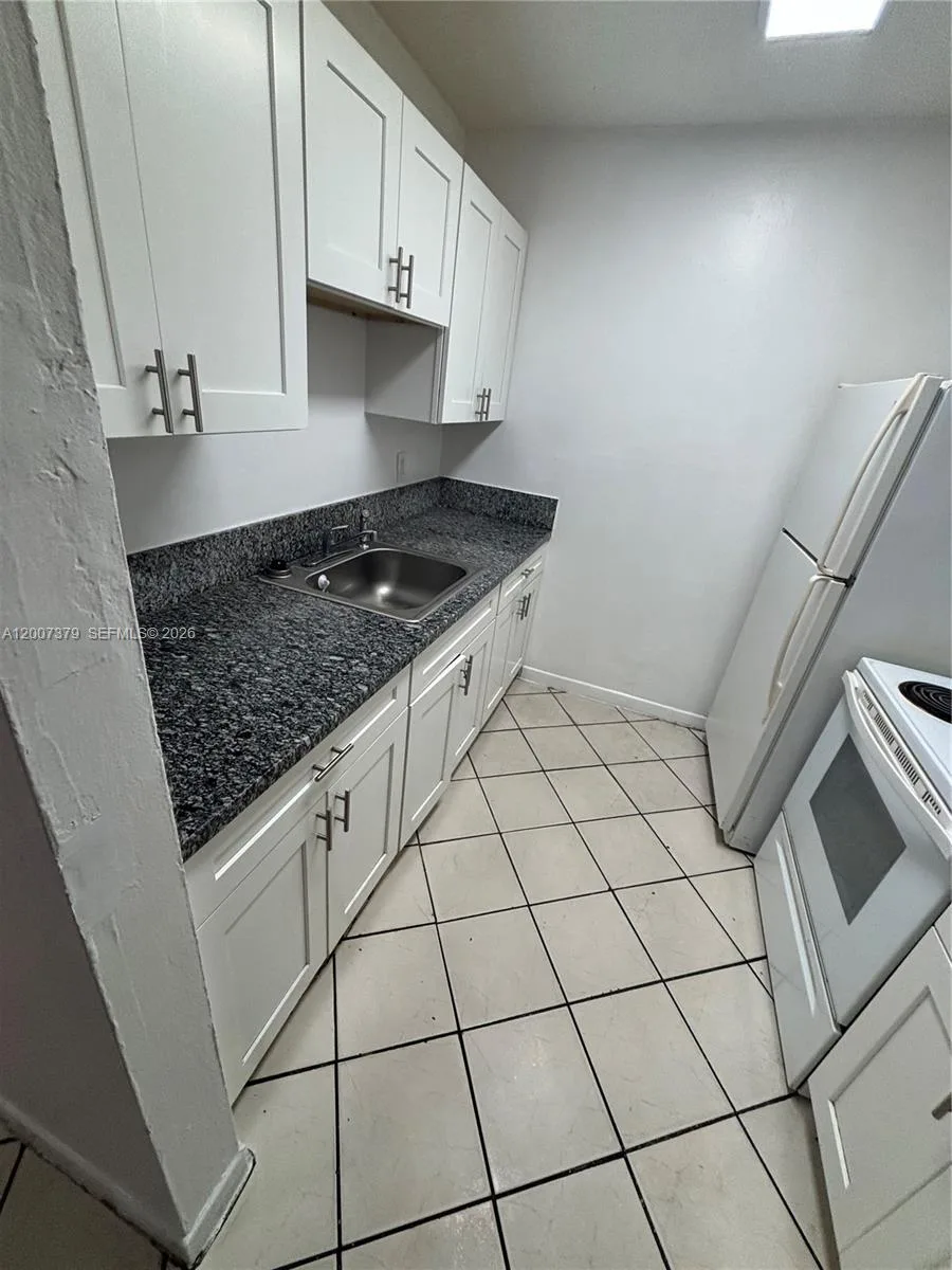 7841 Johnson St # 203, Pembroke Pines, FL 33024 photo 10