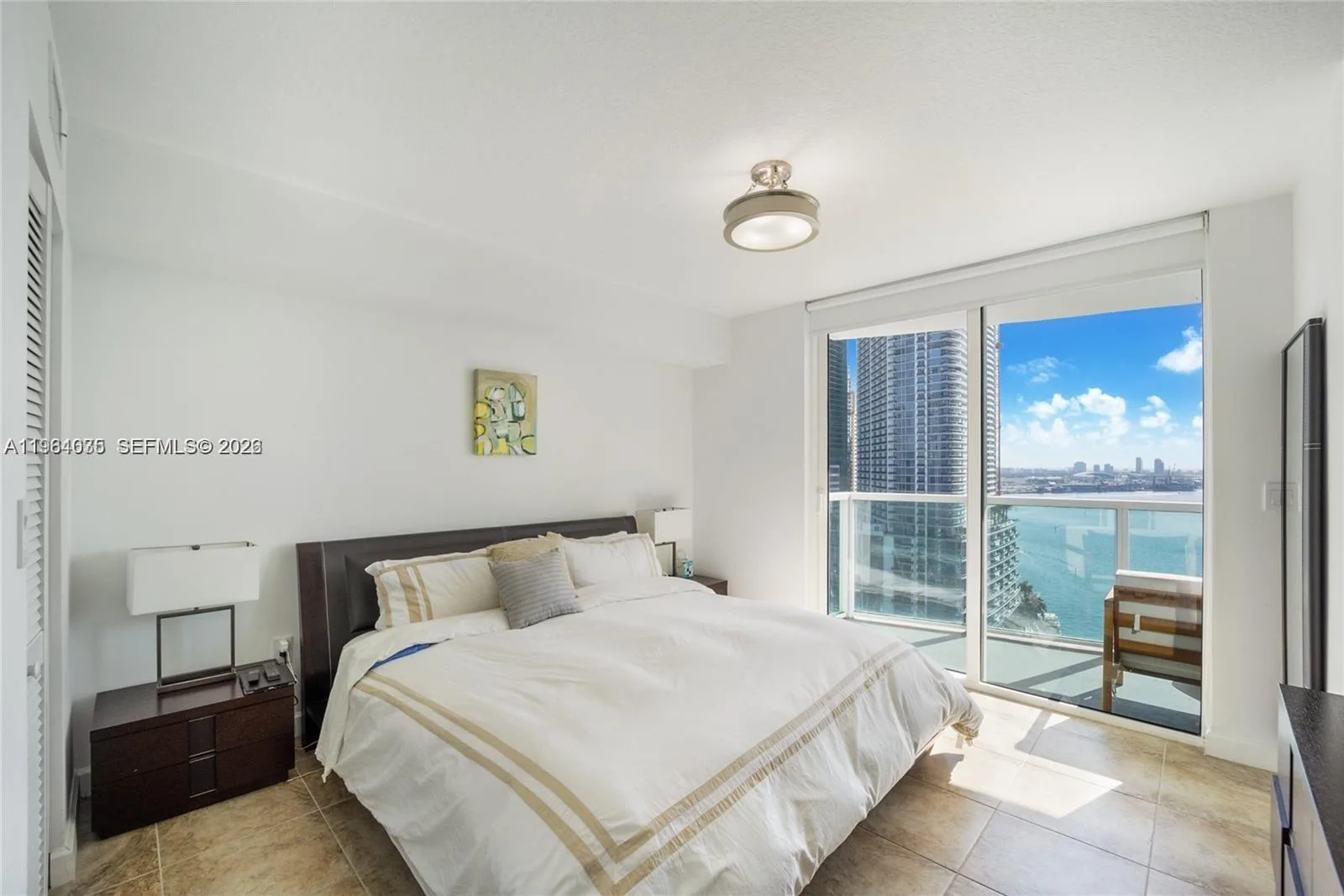 31 SE 5th St # 2706, Miami, FL 33131 photo 9